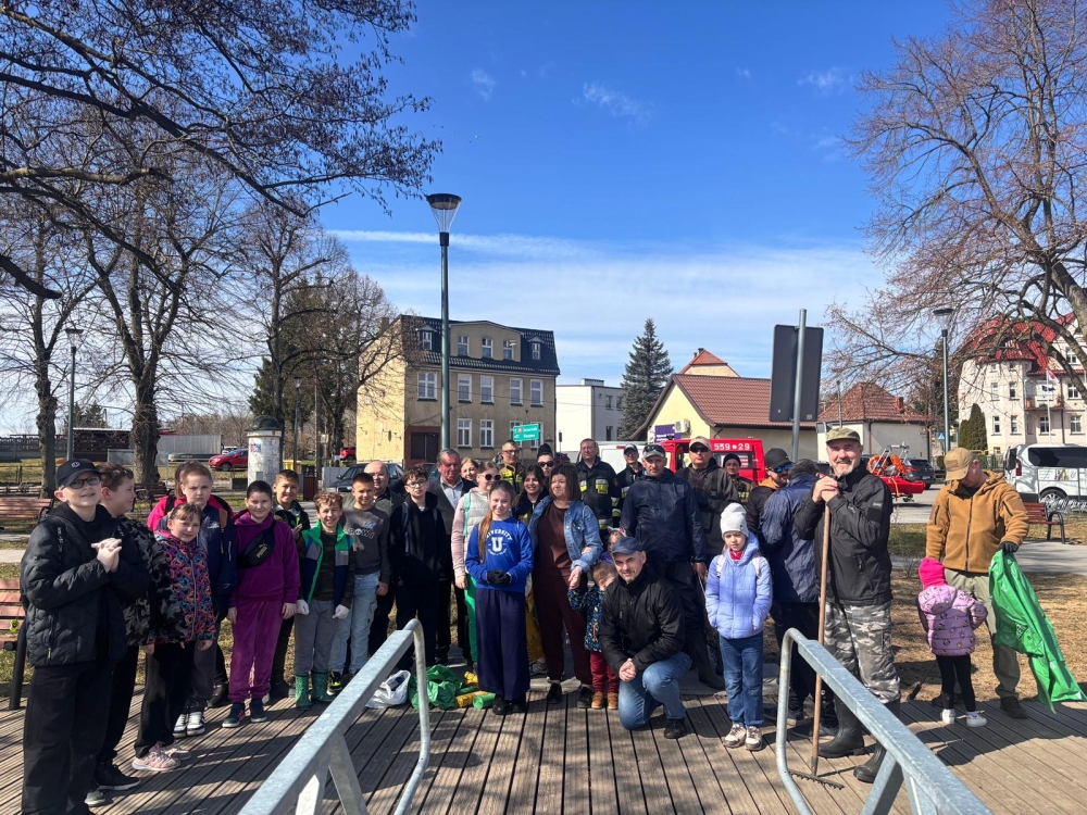 Posprzątaliśmy brzegi naszego jeziora również w 2026 roku